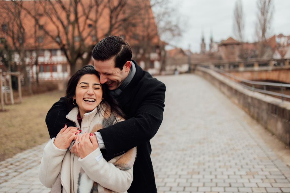 Nuremberg Altstadt Proposal, Nuremberg Engagement, Proposal Photoshoot Nuremberg, Man proposing to his fiancee, Proposal Photographer