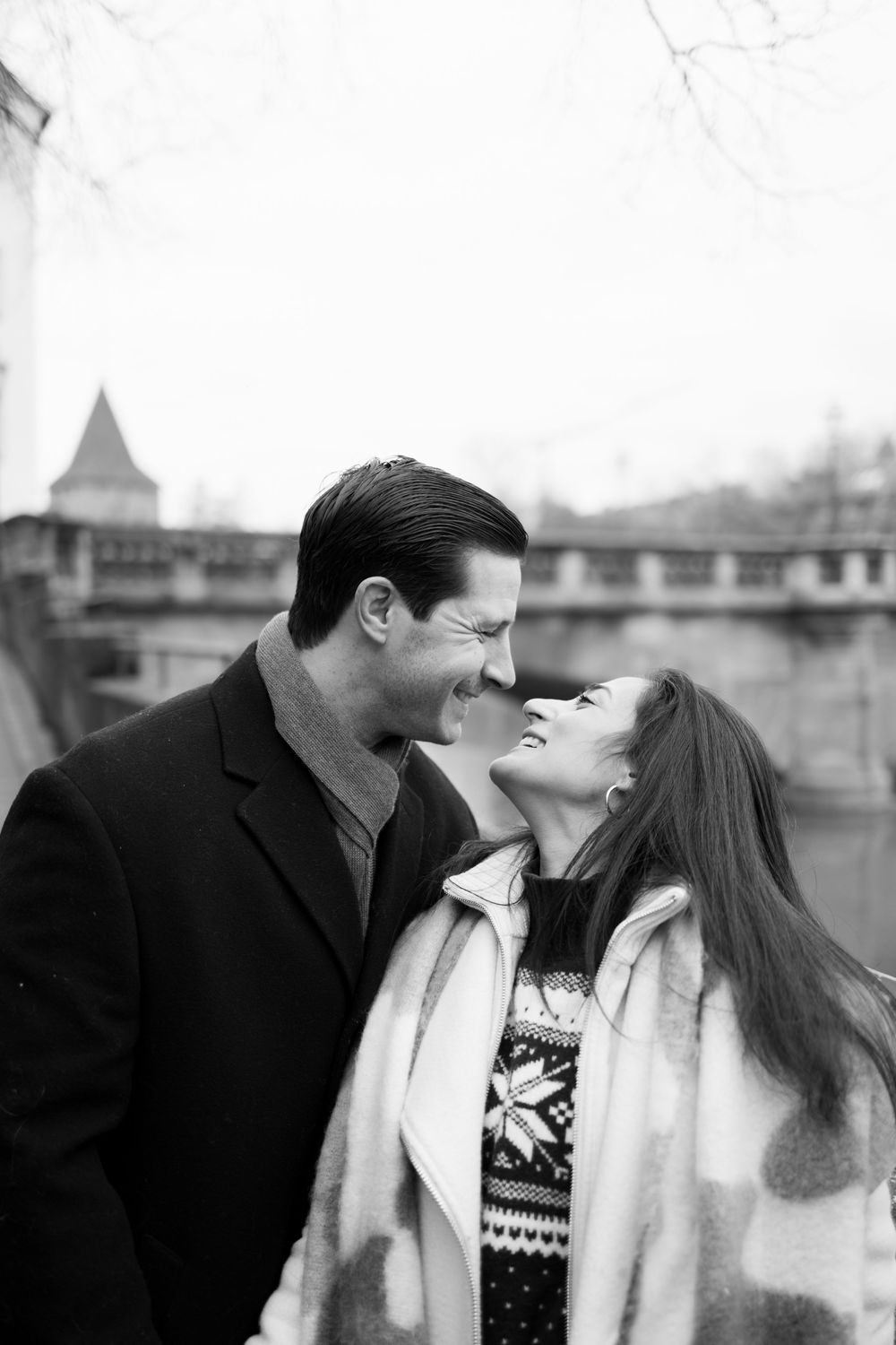 Nuremberg Altstadt Proposal, Nuremberg Engagement, Proposal Photoshoot Nuremberg, Man proposing to his fiancee, Proposal Photographer