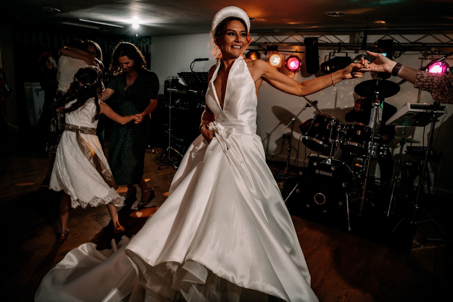 candid romantic atmospheric wedding photography by Rose and Rainbow Photography