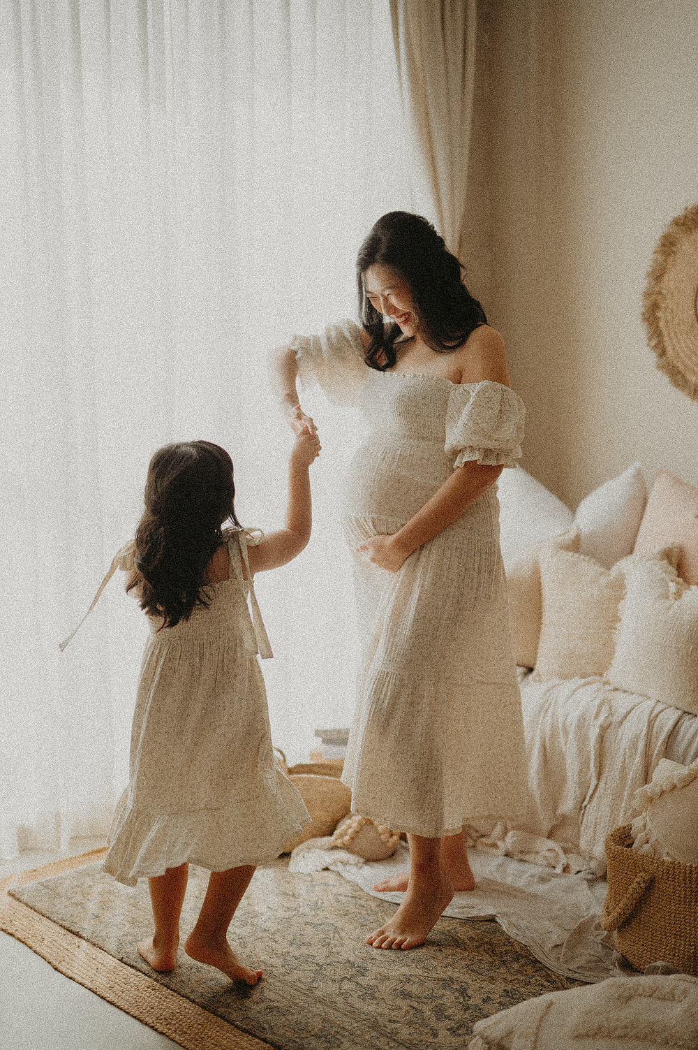 Singapore lifestyle and newborn baby and maternity photography capturing heartfelt, light-filled moments for families and new parents.