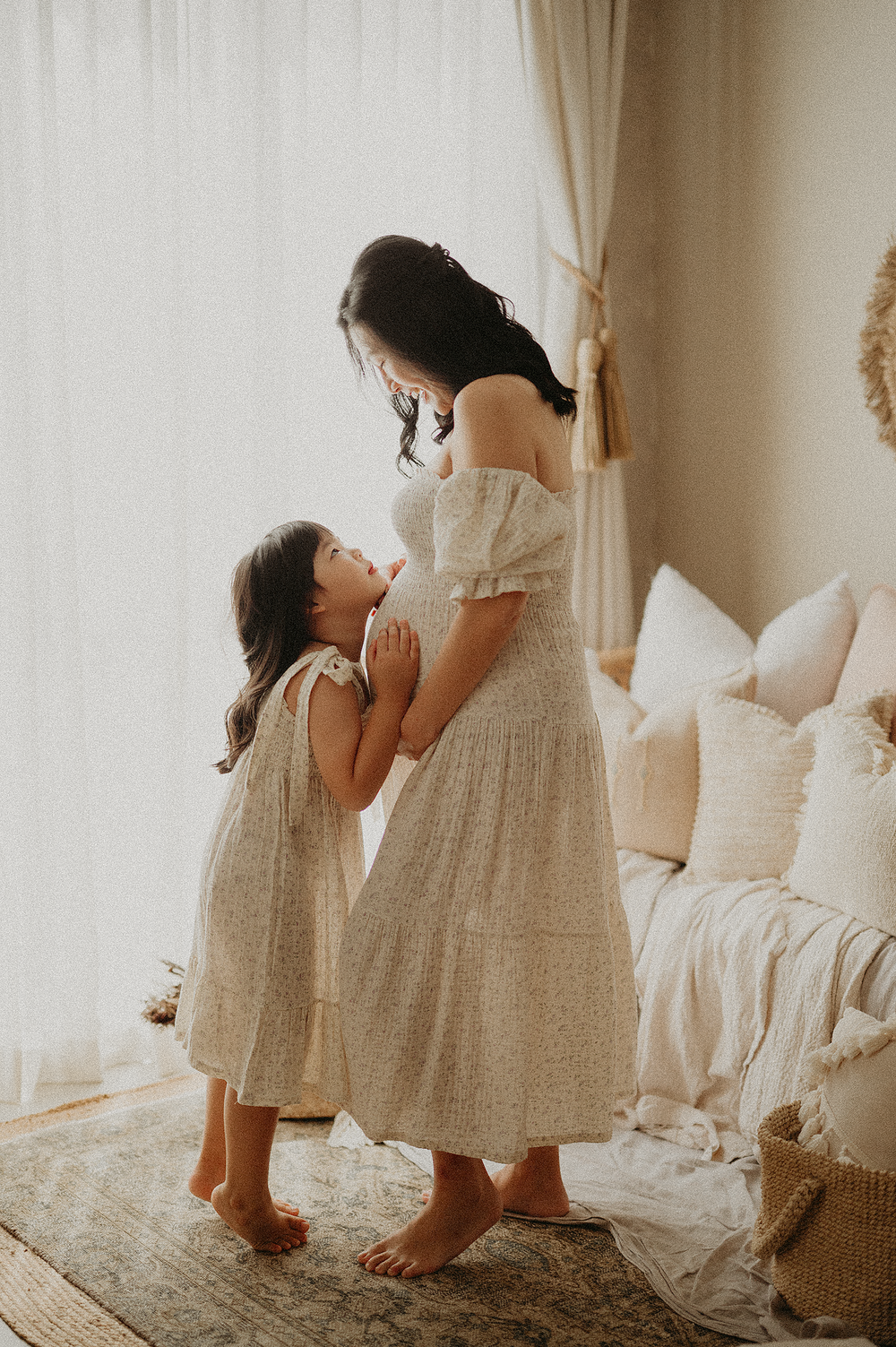 Singapore lifestyle and newborn baby and maternity photography capturing heartfelt, light-filled moments for families and new parents.