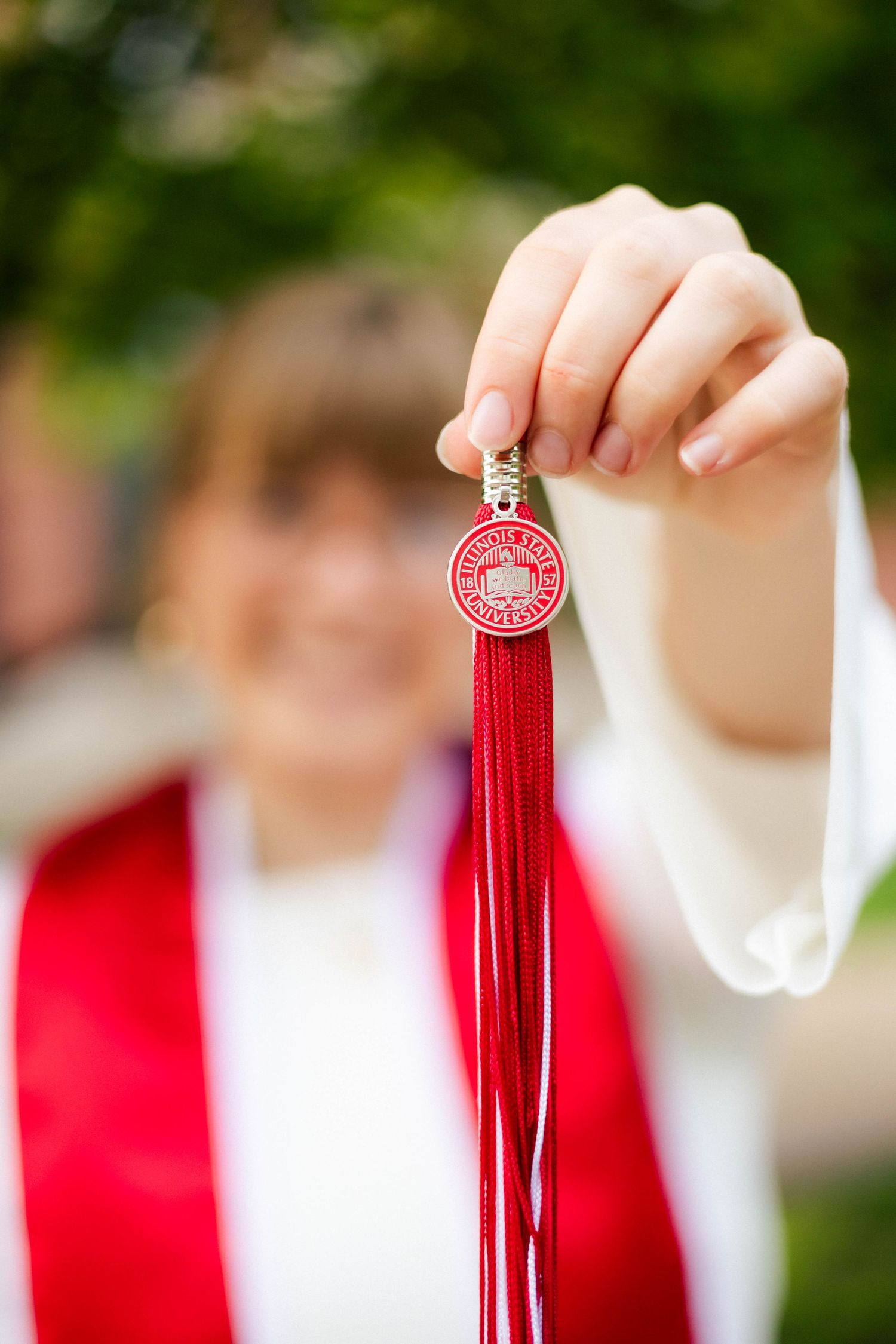 Spring outdoor college graduation photos at Illinois State University in Normal, Illinois