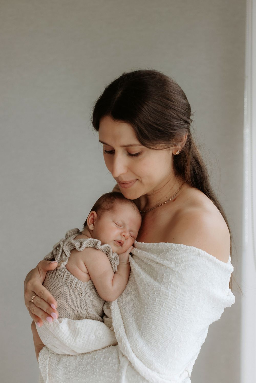 natural newborn photographer gold coast