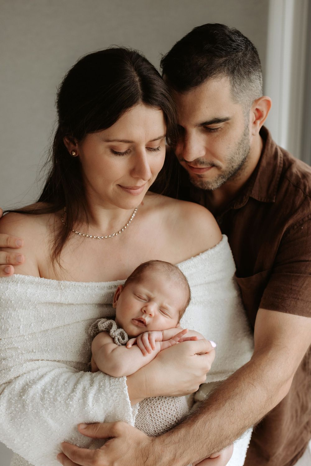 natural newborn photographer gold coast