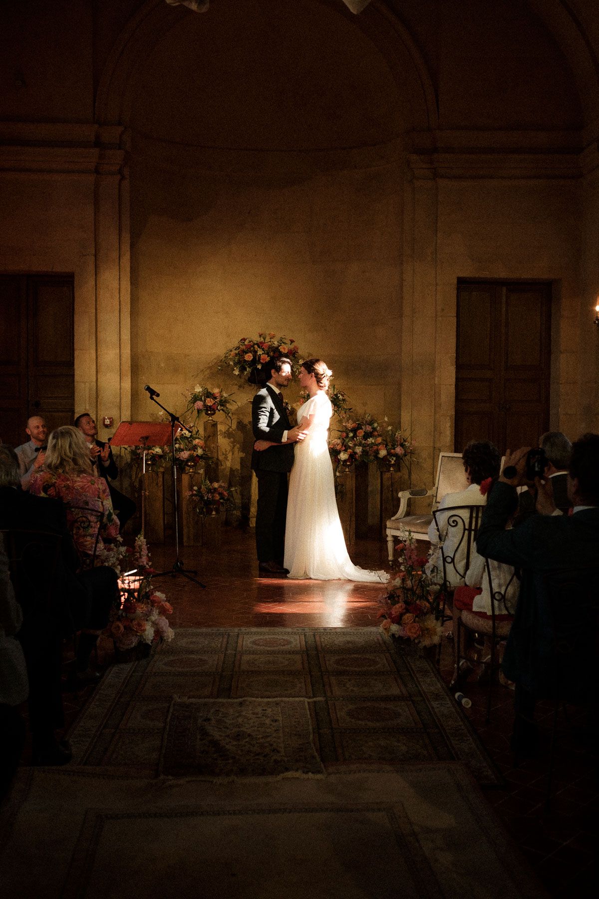 mariage-laique-chateau-vallery-paris-photographe