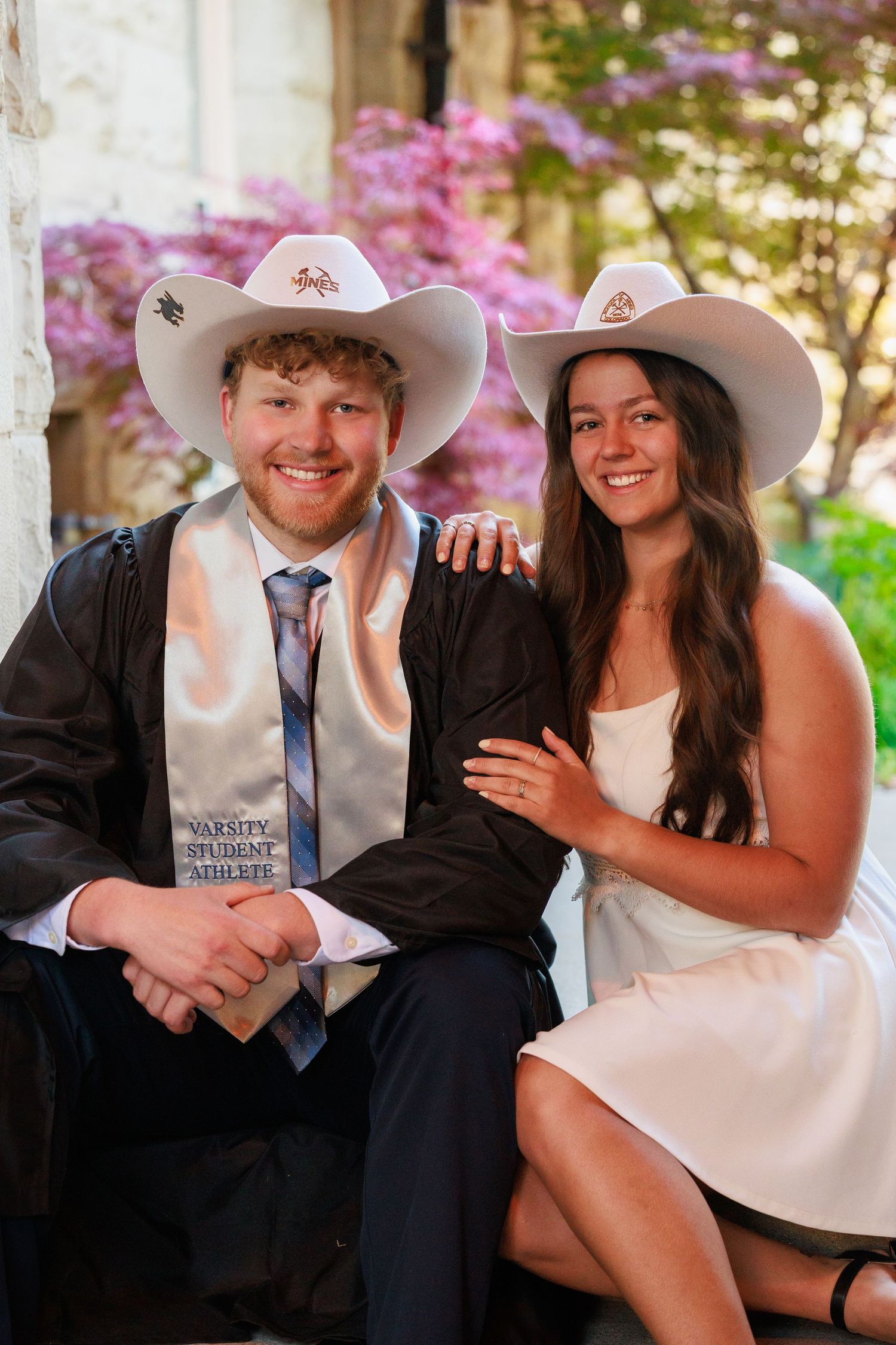 celebratory college graduation pic