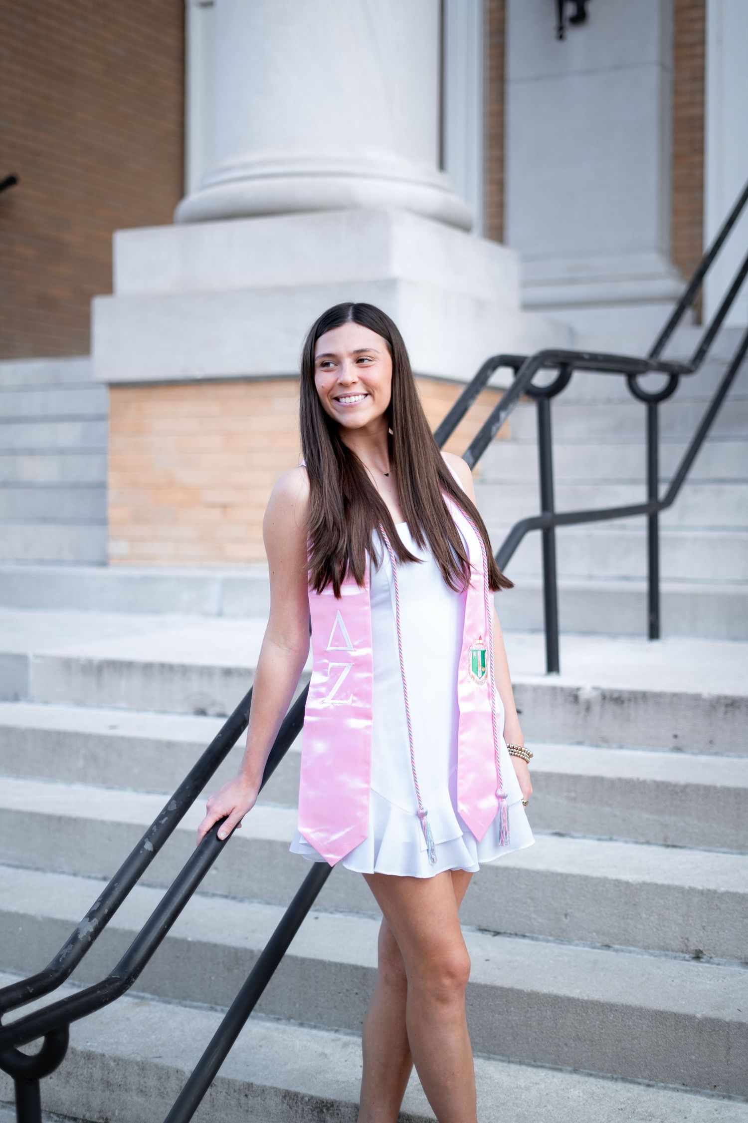 Georgia College and State University gcsu sorority girls posing for their grad photos