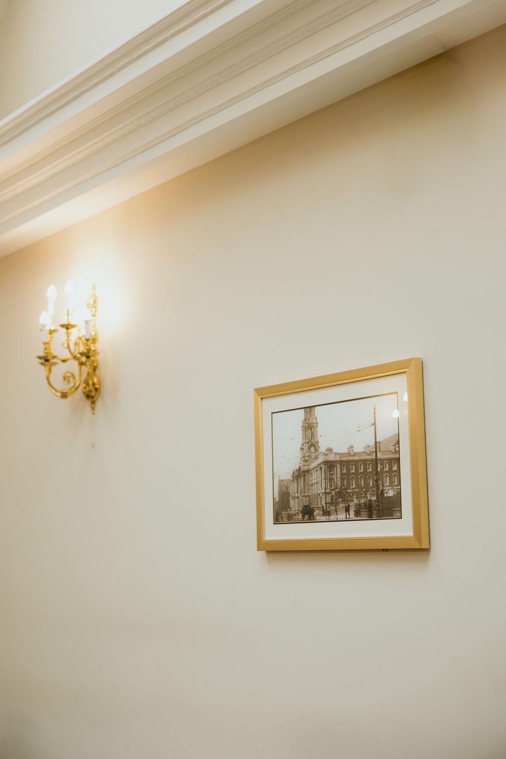 Ceremony photos at wedding in Stockport Town Hall