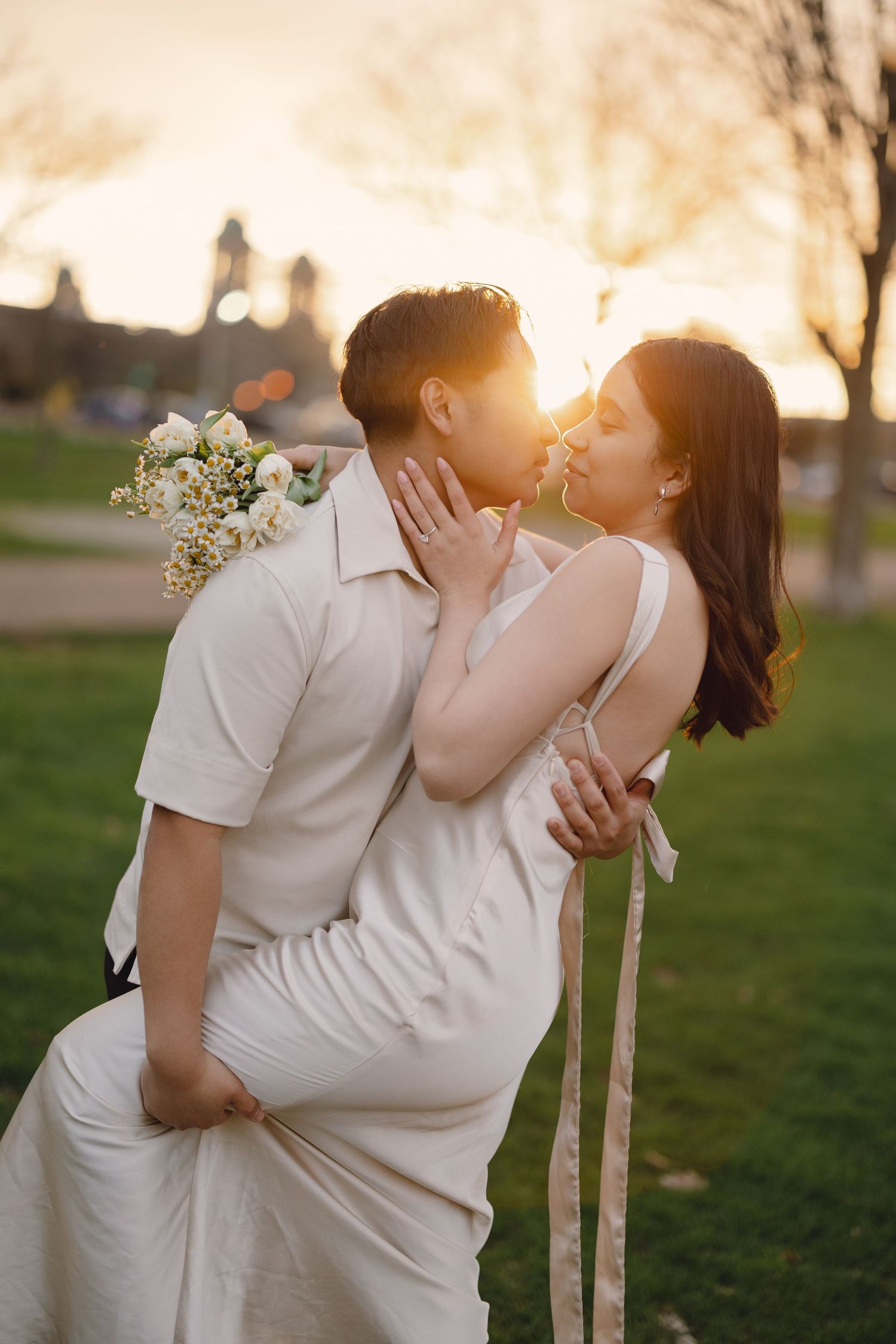 cherry-blossom-engagement-session-Toronto.jpg
 cherry blossom engagement photoshoot in Toronto