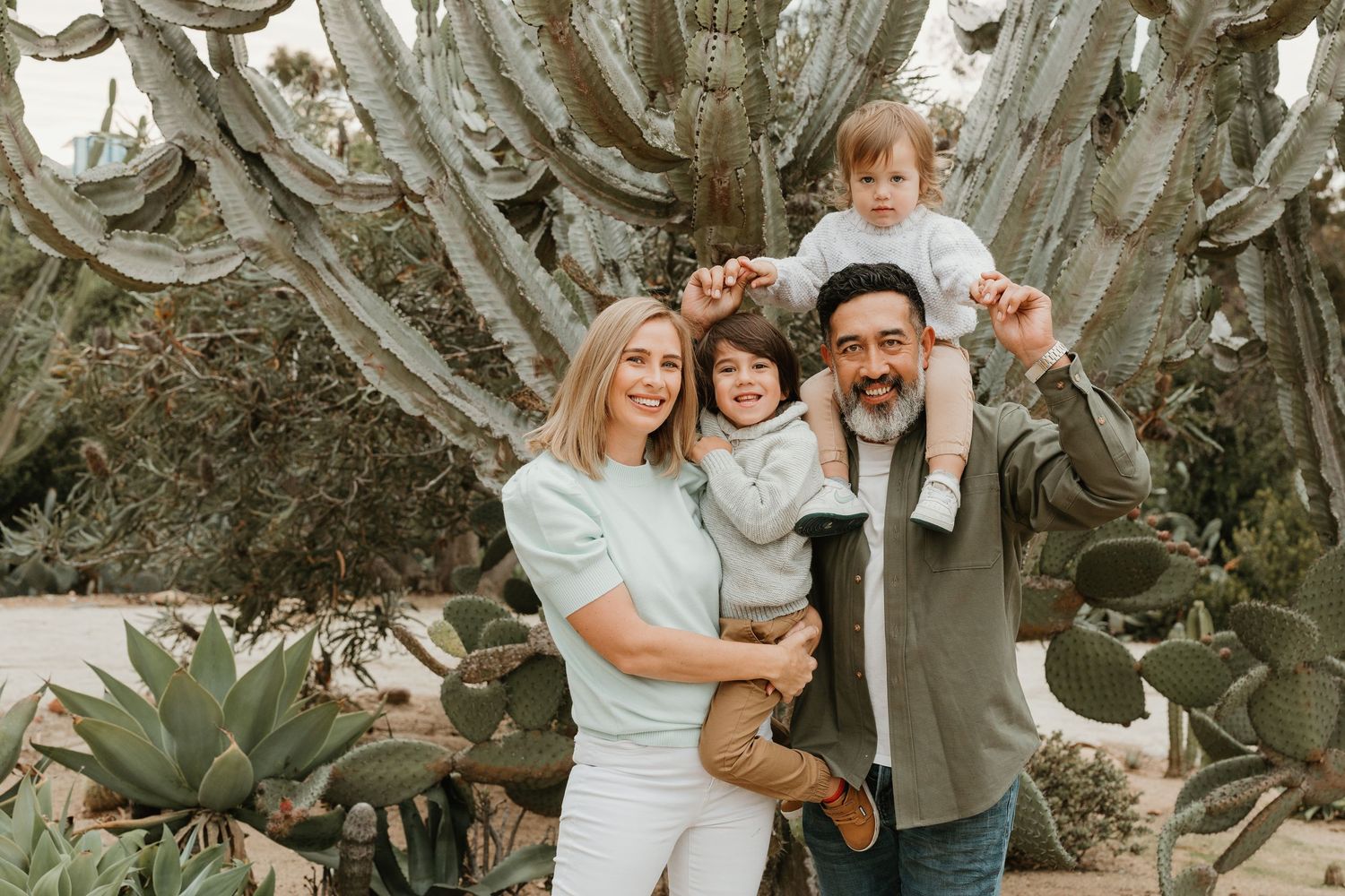 A relaxed outdoor session with this fun-loving San Diego family in Coronado