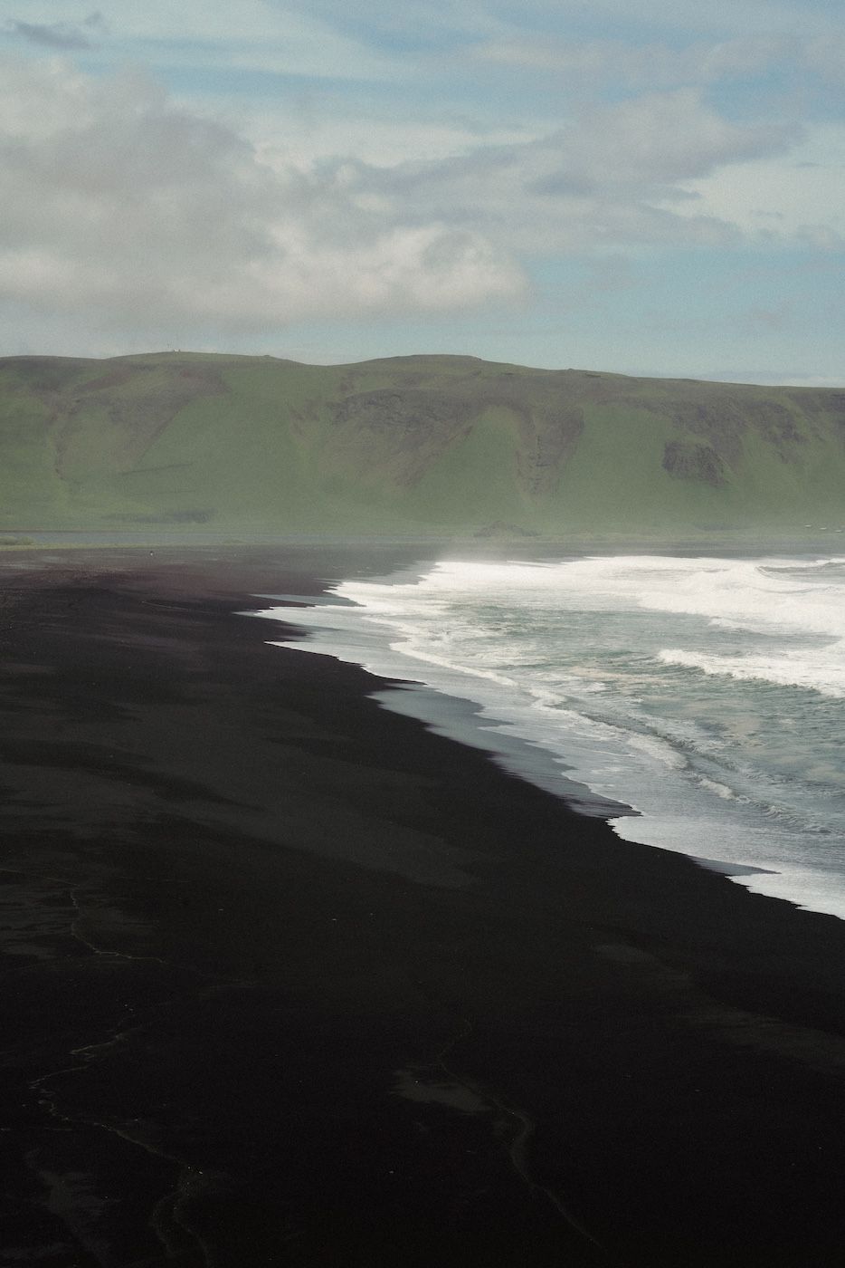 Víkurfjara black sand beach in Vík, Iceland