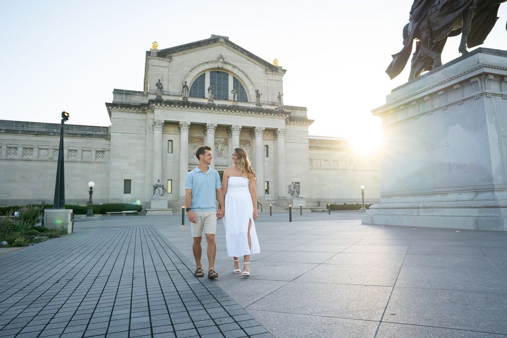 Romantic couple's engagement photos at Art Hill in Forest park in St. Louis, Missouri