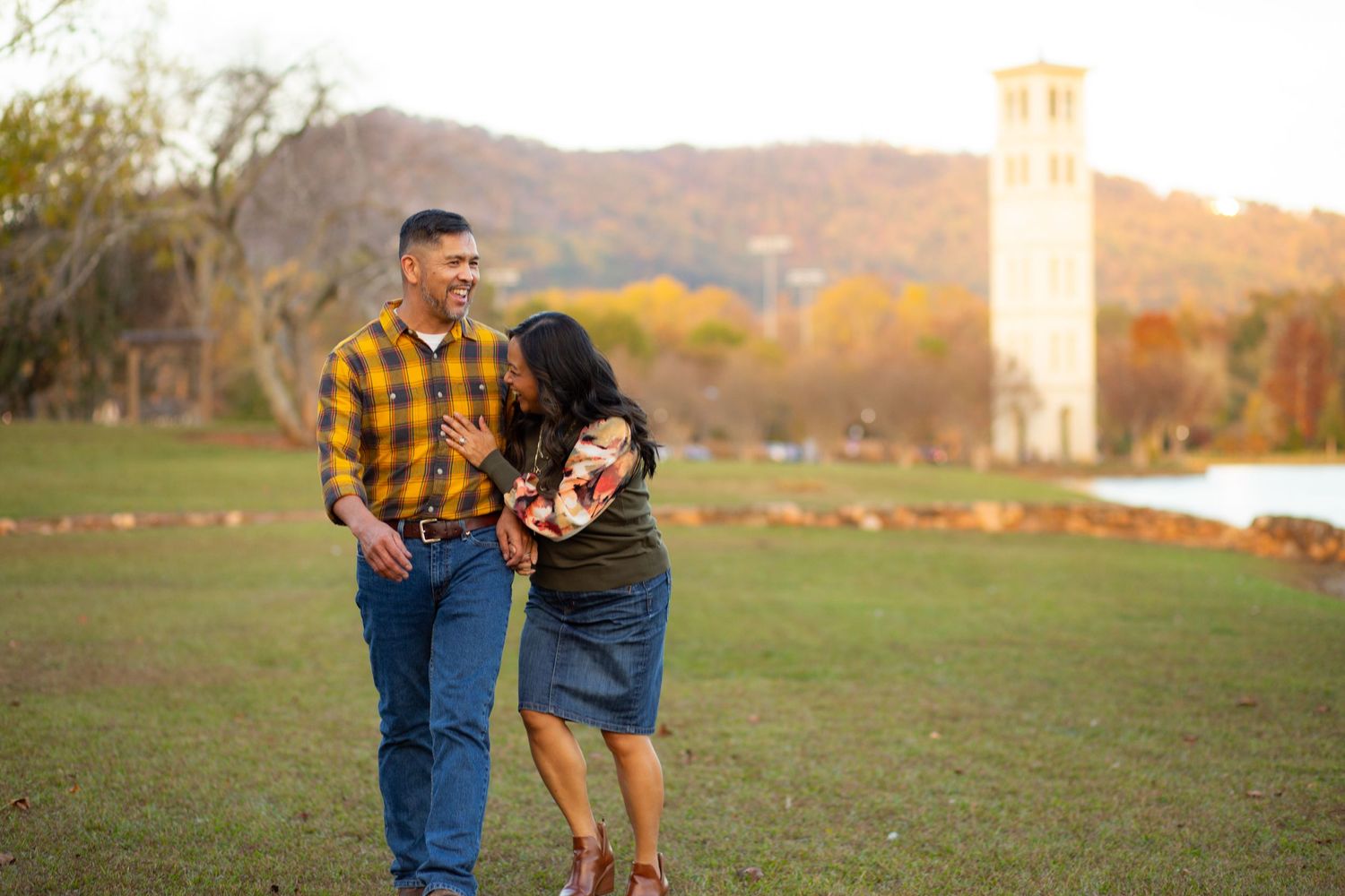 Affordable Charlotte family photographer |
Professional lifestyle family portraits |
Outdoor family photography |
Natural family photos |