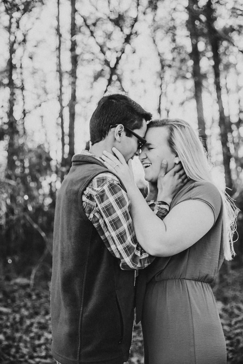 Lifestyle Couple Photoshoot
Danielle Whitney Photography
Based in Dothan, AL.