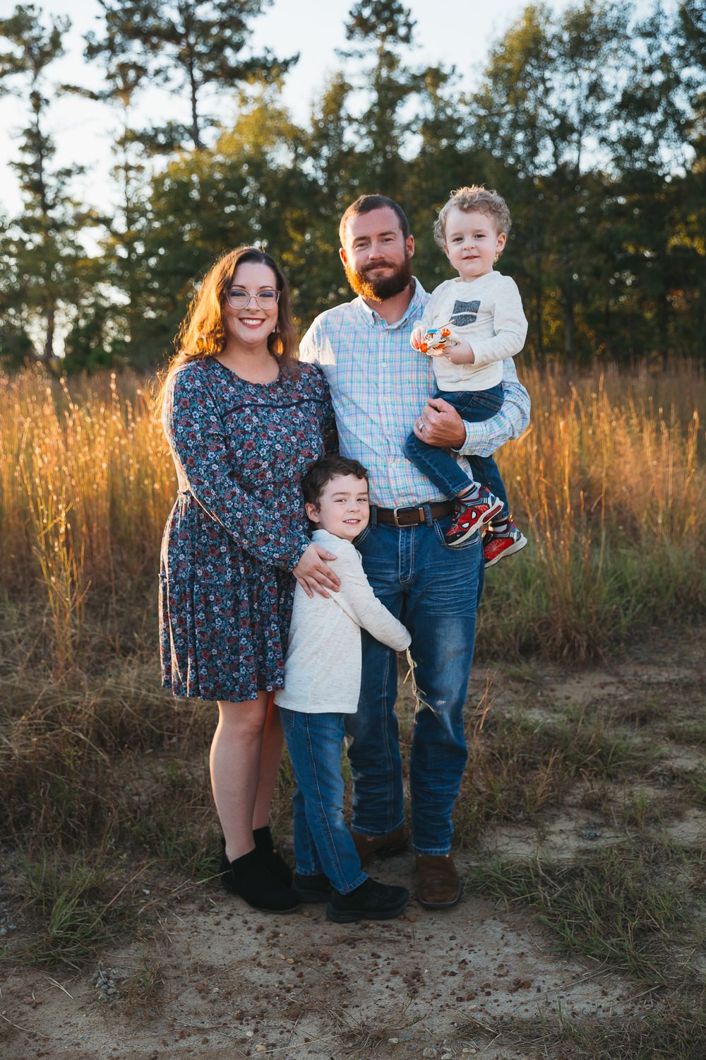 Lifestyle Family Photoshoot
Danielle Whitney Photography
Based in Dothan, AL.