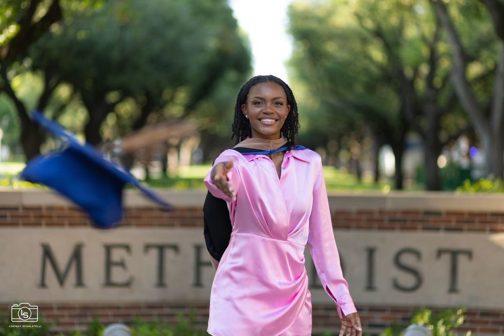 Dallas Fort Worth Senior Graduation Photographer