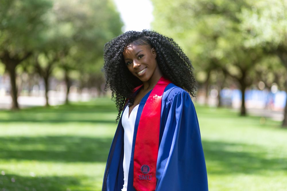 Dallas Fort Worth SMU Senior Graduation Photographer