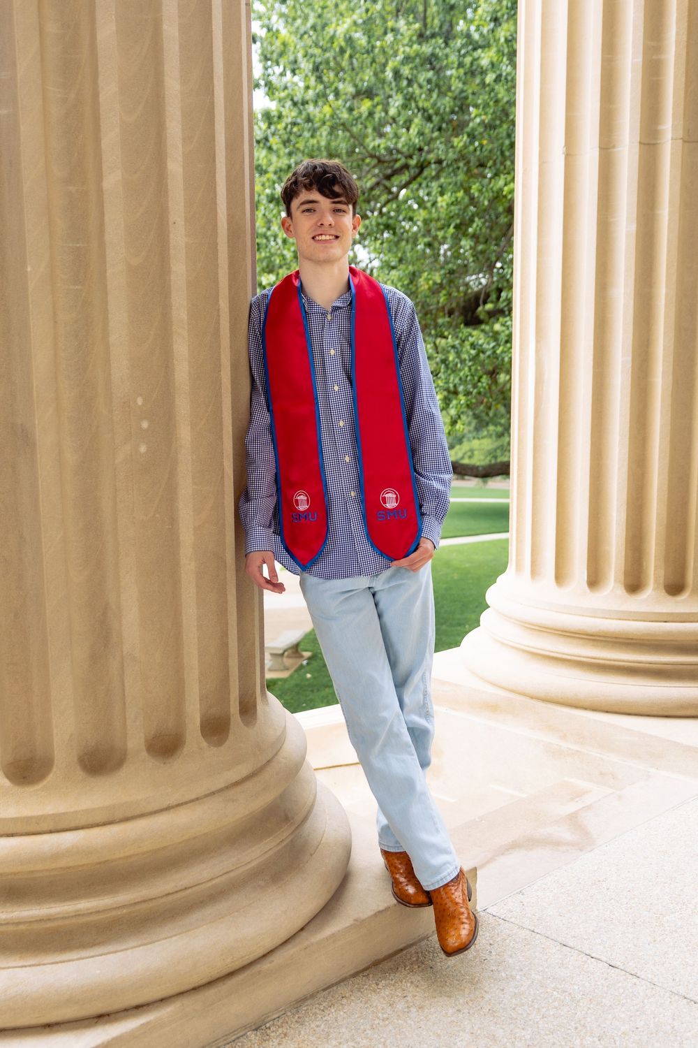 Dallas Fort Worth Senior Graduation Photographer