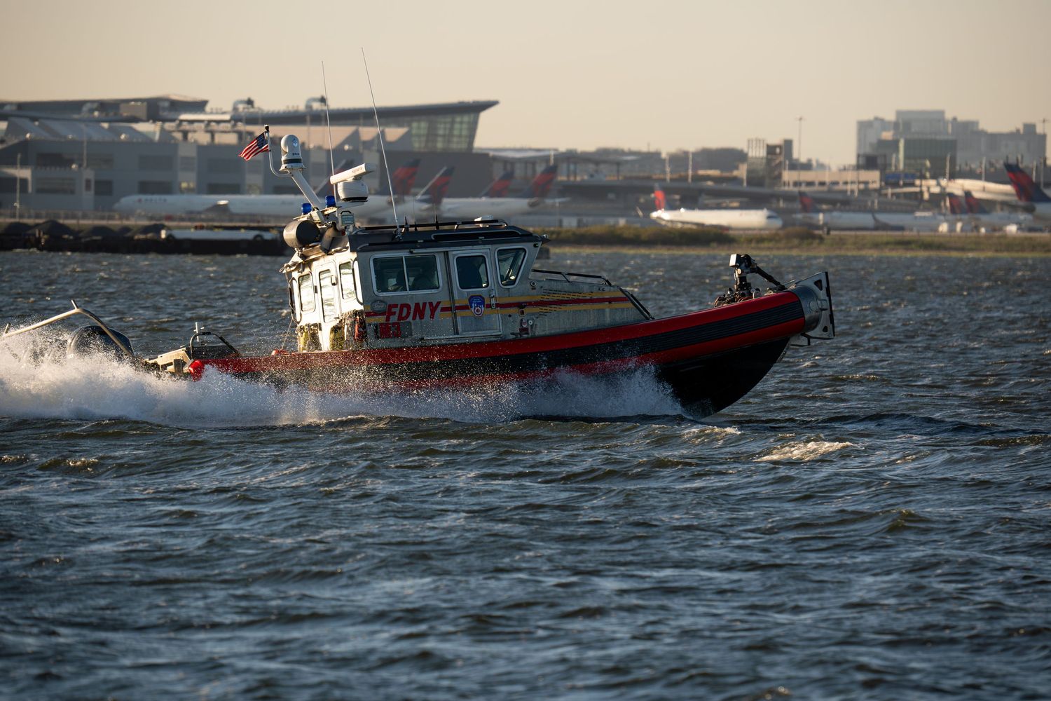 FDNY Marine Unit