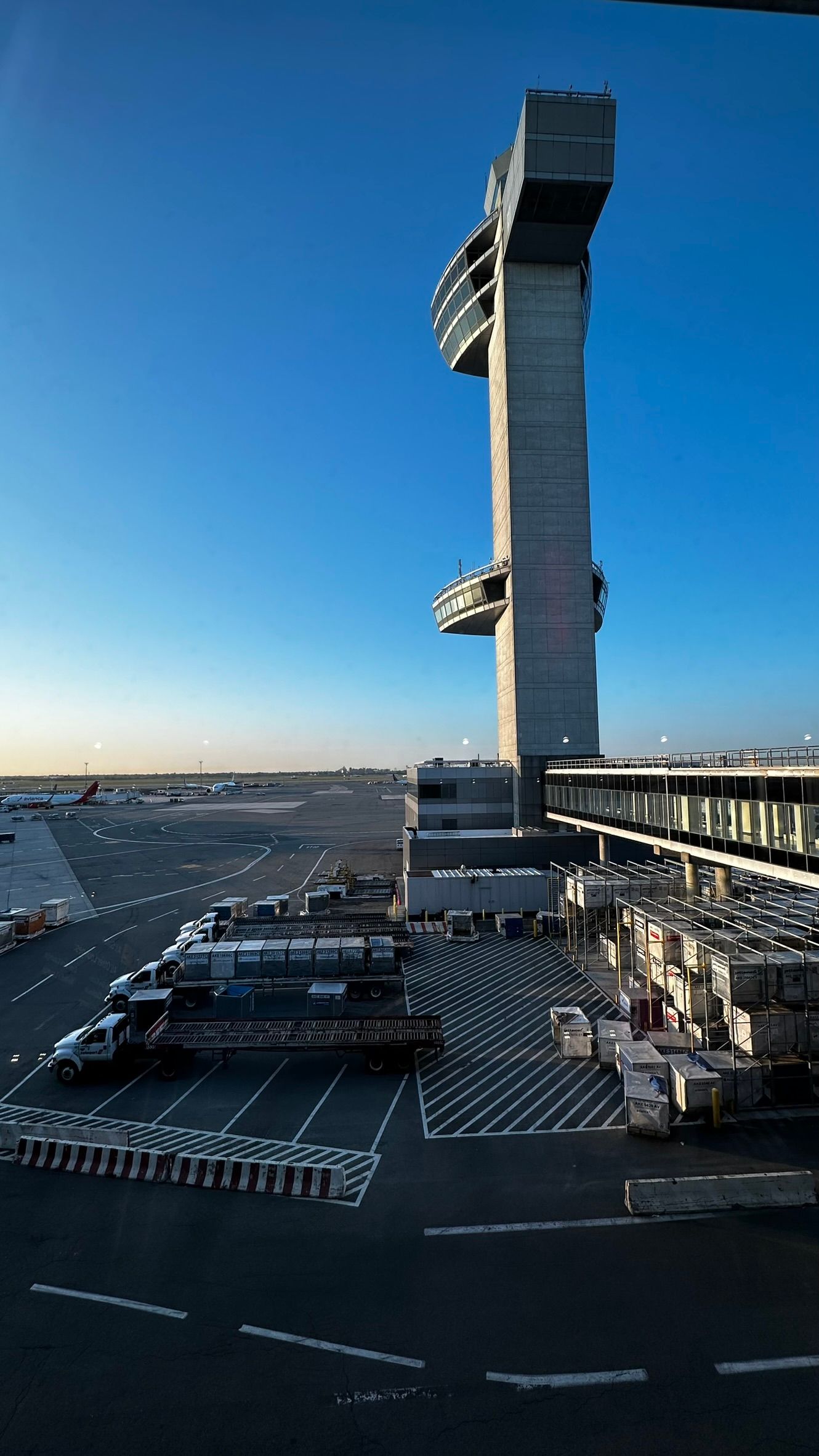 JFK Tower; Aviation