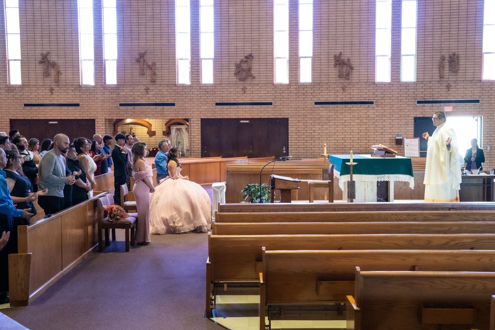 quinceañera photography, photographer in Winnetka, San Fernando Valley, St. Joseph the Worker Catholic Church Southern CA.