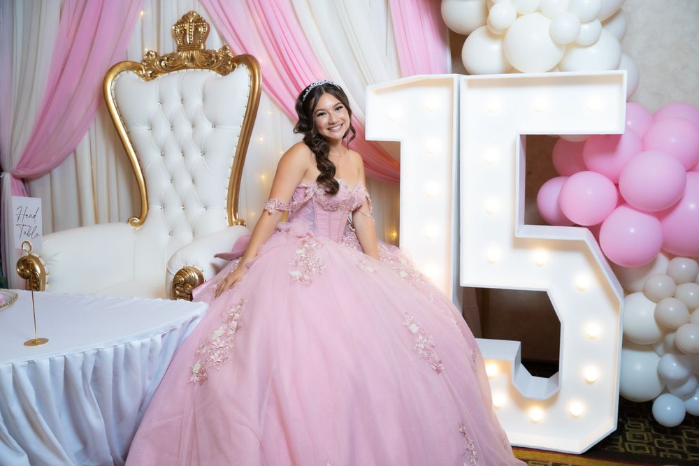 quinceañera photography, photographer in Van Nuys, San Fernando Valley Southern CA, Airtel hotel, near Ventura County and Los Angeles