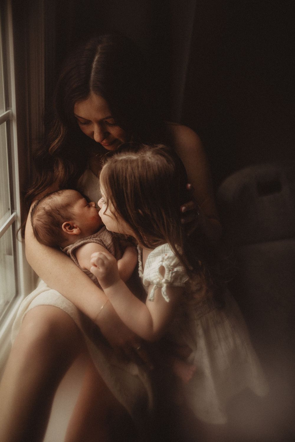 film photography photographer lifestyle emotive family photographer, Kansas City photographer, lifestyle newborn photographer, Oregon