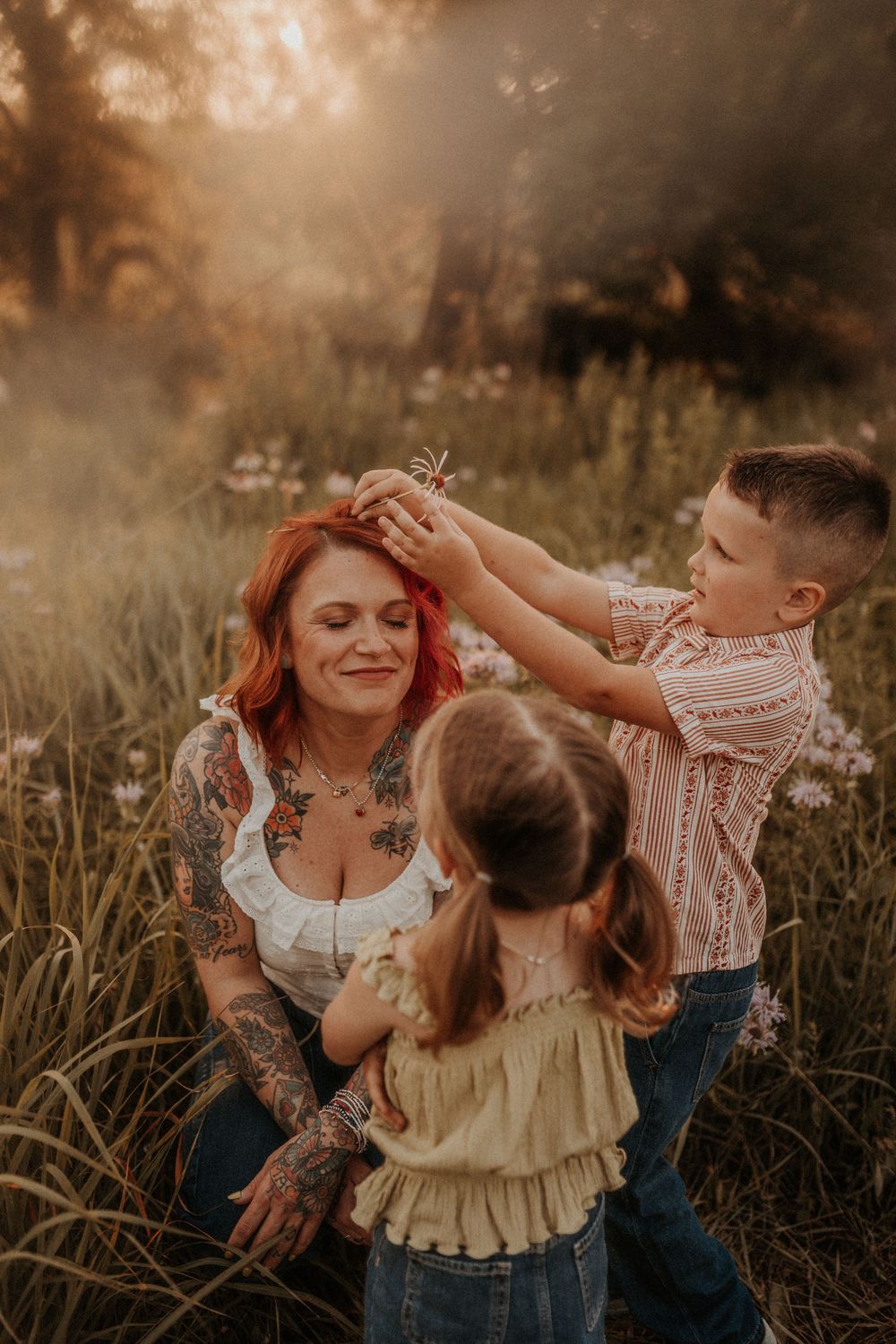 film photographer nostalgic lifestyle emotive family photographer, golden hour, , Kansas City photographer, intimate, motherhood, Oregon
