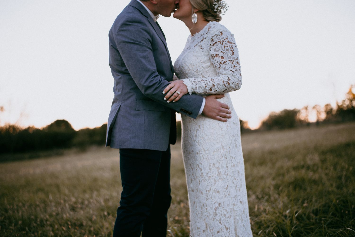 Timeless wedding photography that captures every emotion, moment, and detail of your special day with warmth and authenticity.