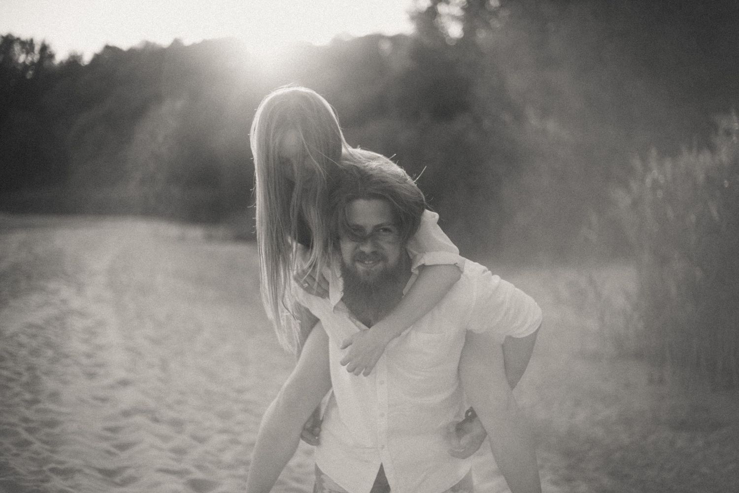 black and white candid photoshoot for couple