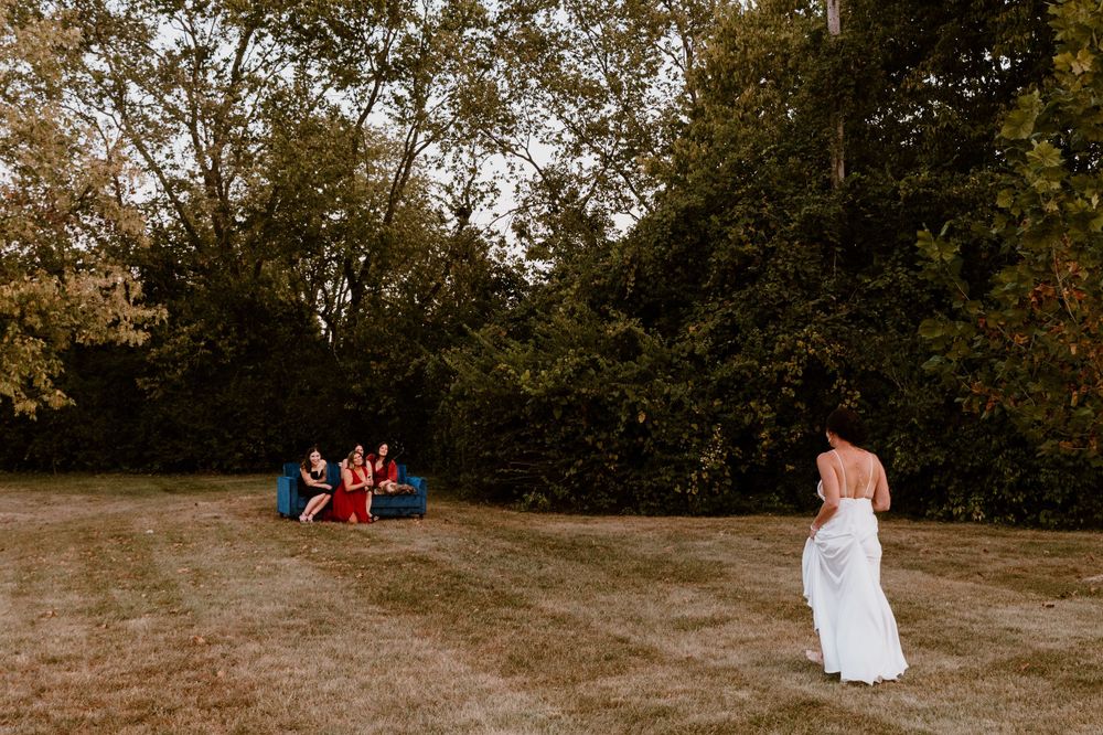 Wedding Photography Hamilton Ohio summer backyard wedding portraits by Vicci Photo Dayton Ohio Photographer Victoria Wooton