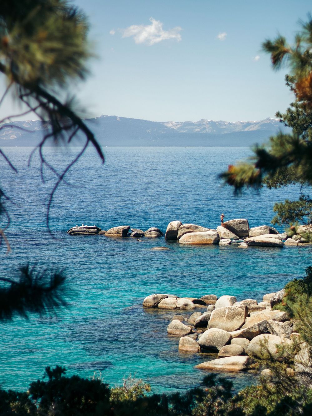 Incline Village, Lake Tahoe, photography, Nevada, Sand Harbor, blue water, boulders