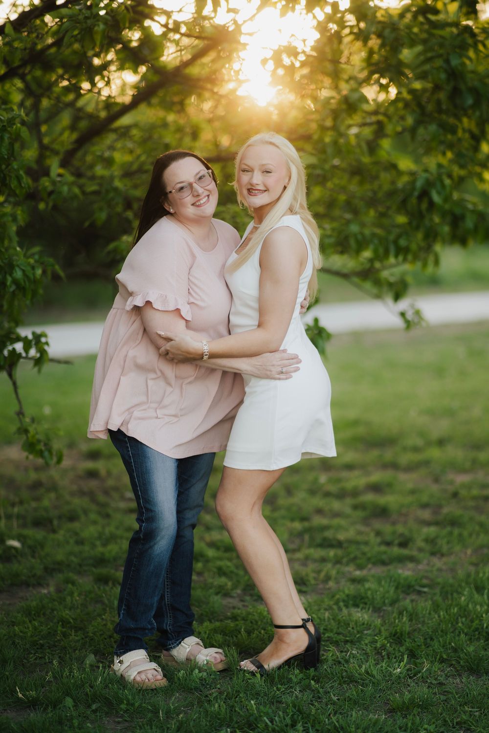 Senior portrait photographer in Wichita, KS
