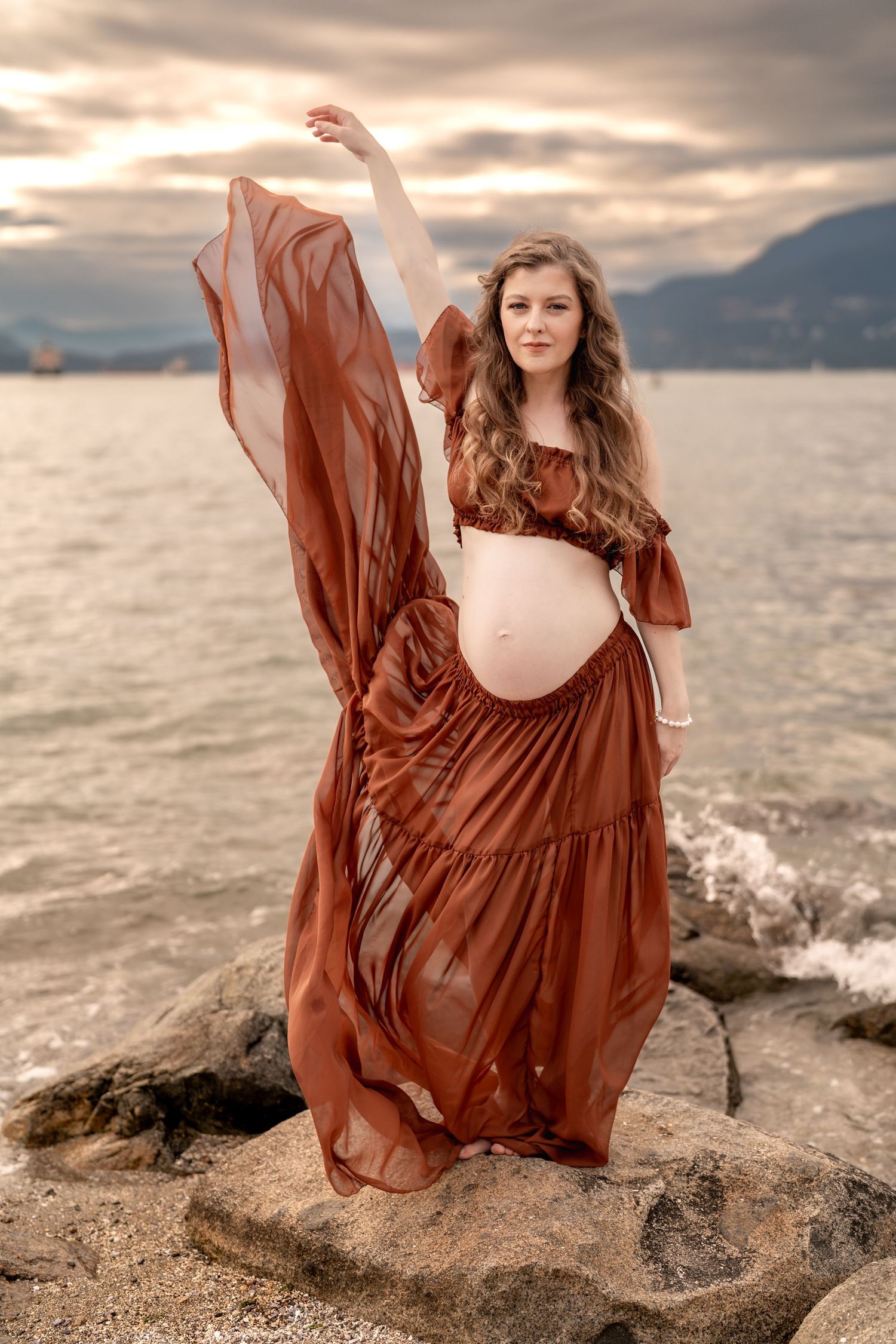 Flowy gown on maternity client