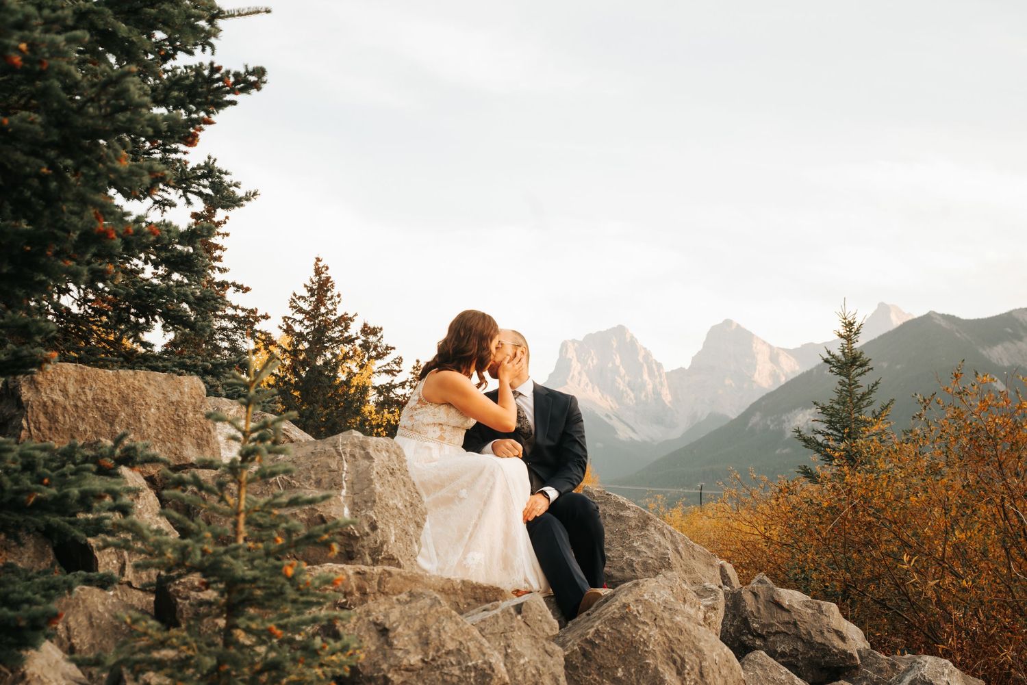 Edmonton Wedding Photographer / Canmore Elopement Photographer / Mountain Wedding Photographer / Edmonton Elopement Photographer /