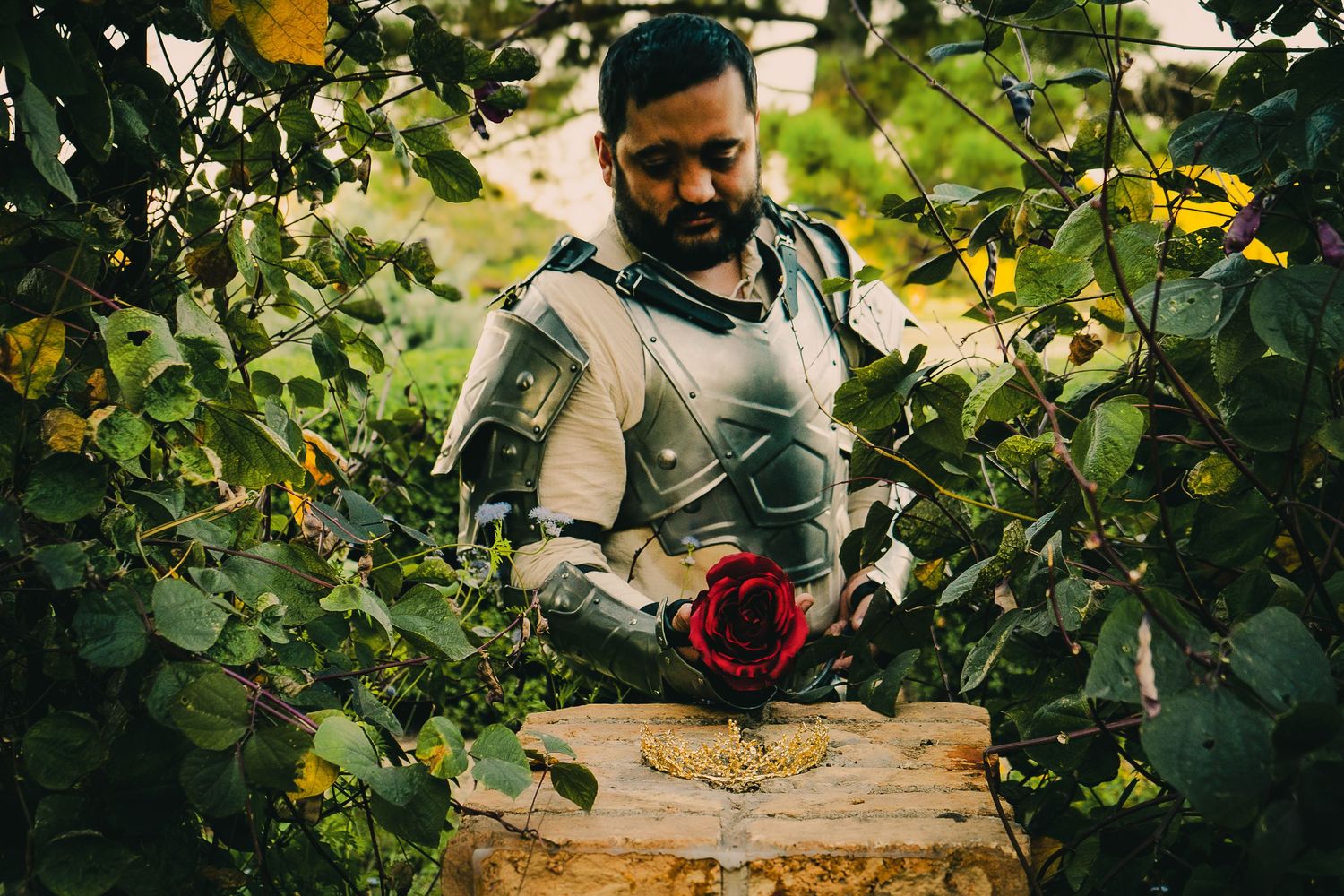Lubbock Texas cinematic photography shoot. Knight in shining armor Cosplay outdoor shoots. Savannah Richeda Studios