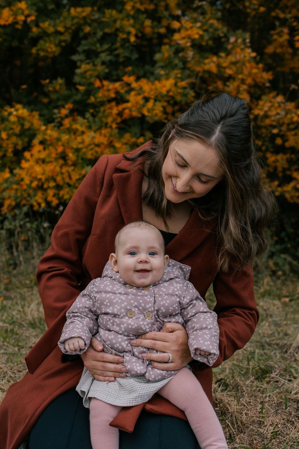 Family photo session in Milton Keynes park by Rebecca Marley Photography