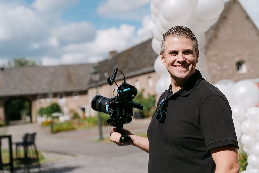 Hochzeitsvideograf David Portnicki aus Aachen beim Dreh auf Kasteel Erenstein