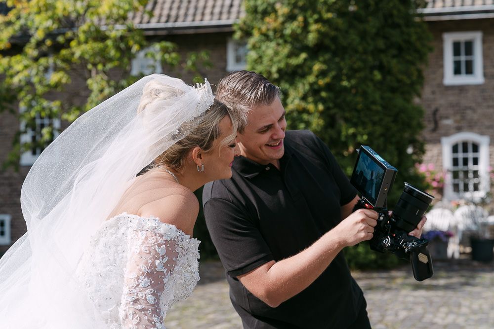 Hochzeitsvideograf David Portnicki aus Aachen beim Dreh auf Kasteel Erenstein