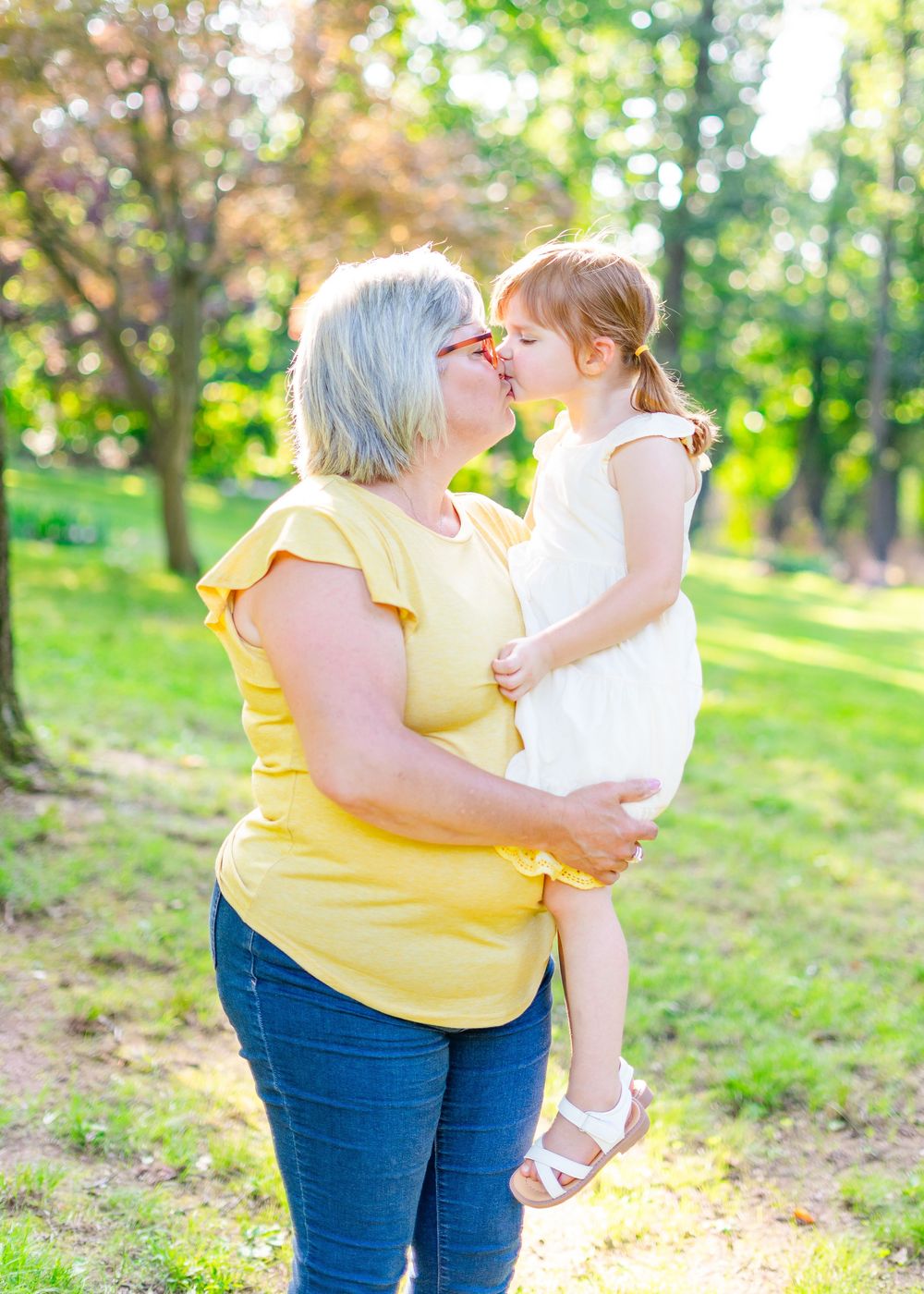 grandma and grand daughter