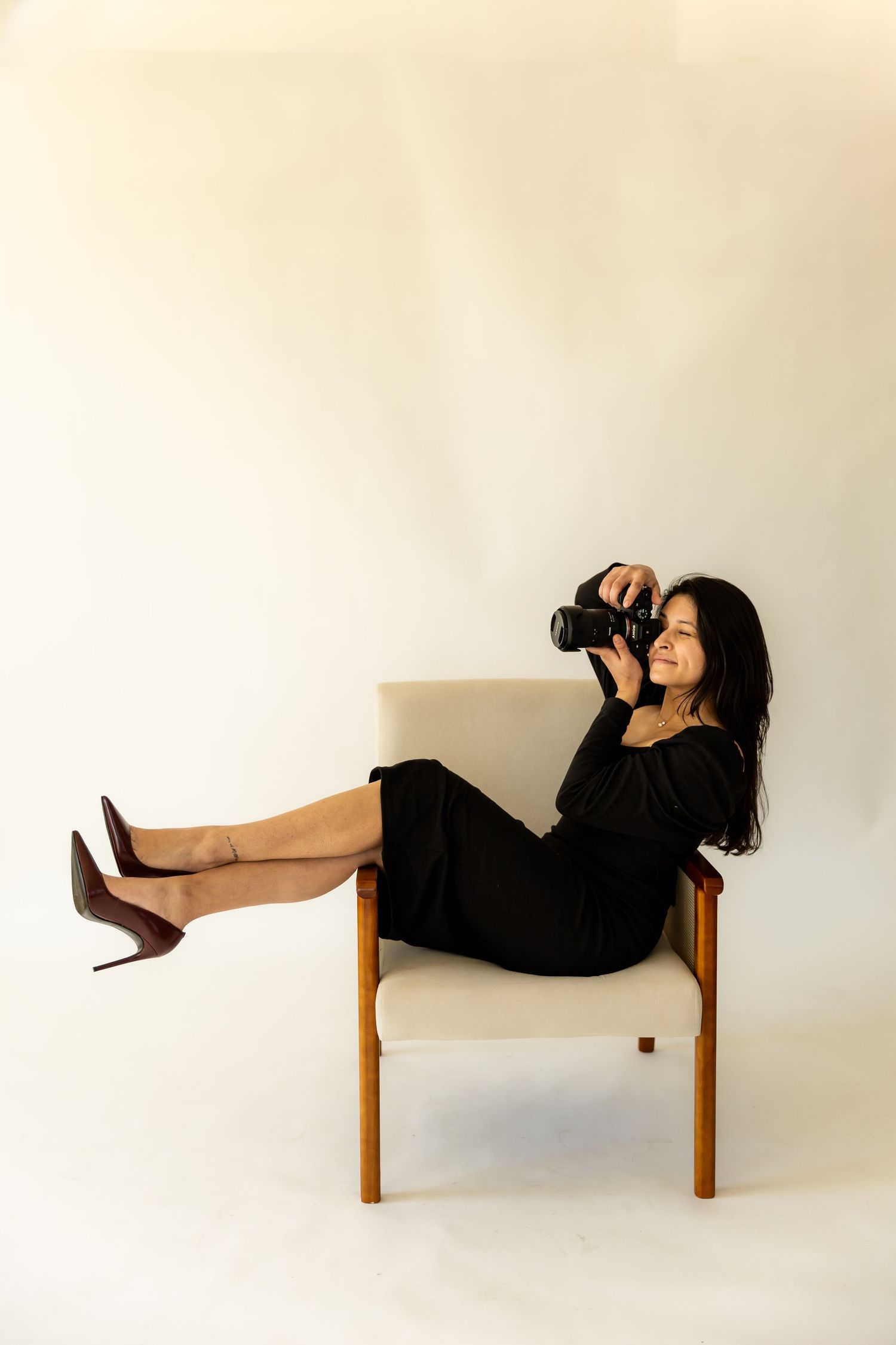 Wedding photographer based in Charlotte North Carolina capturing authentic and real moments.