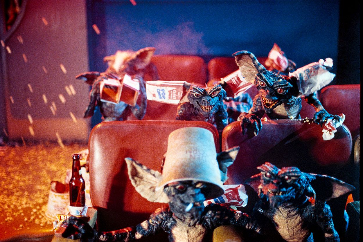 Gremlins theater scene promotional stills