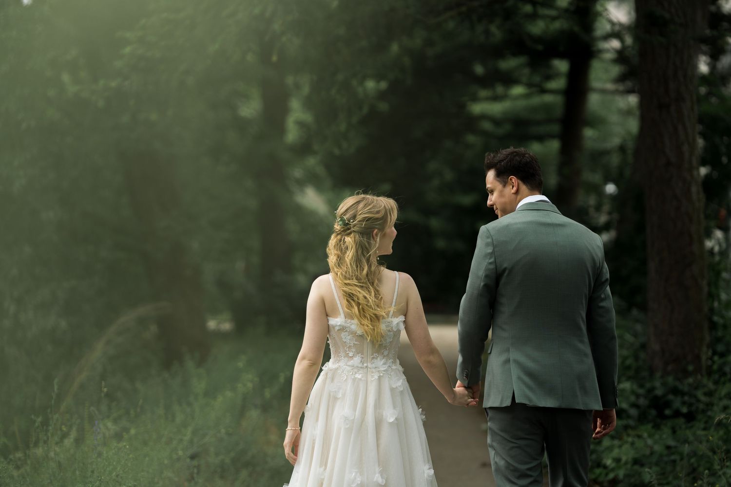 Top Hochzeitsfotograf Berlin & Brandenburg: emotionale Hochzeitsbilder und Highlight-Filme mit besten Kundenbewertungen