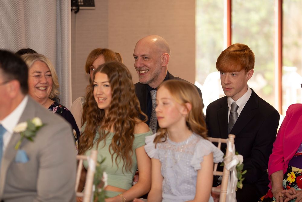 wedding at Everglades Hotel, Widnes, Cheshire, by Little Wonderland Photography