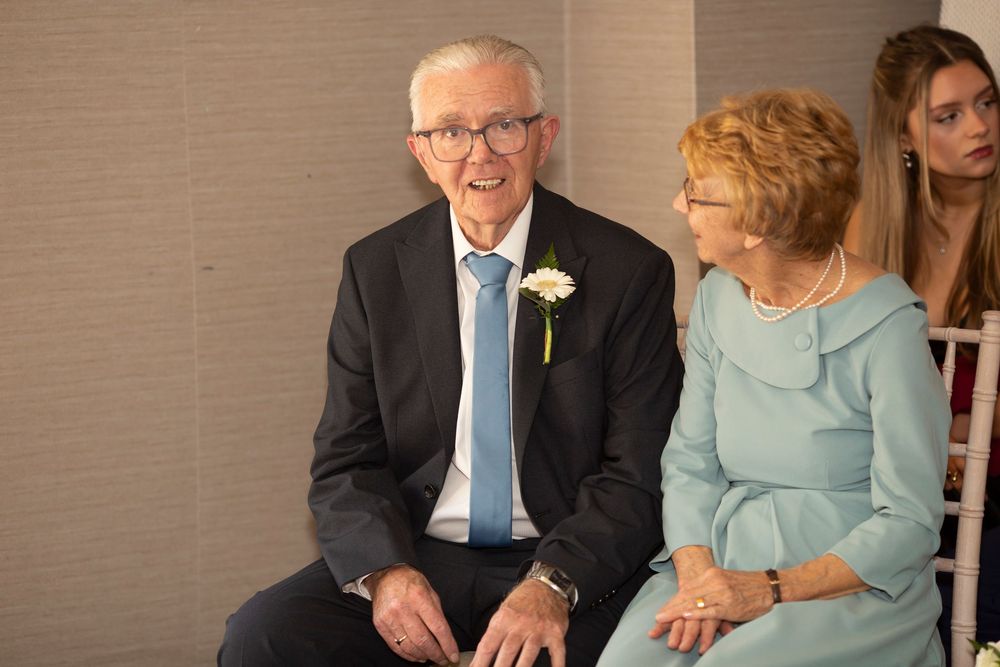 wedding at Everglades Hotel, Widnes, Cheshire, by Little Wonderland Photography