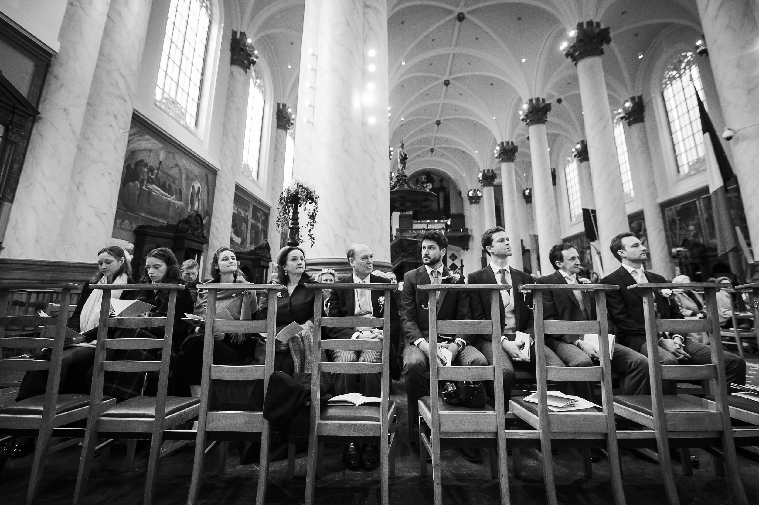 Photo des mariés à l'église mariage à Terblock