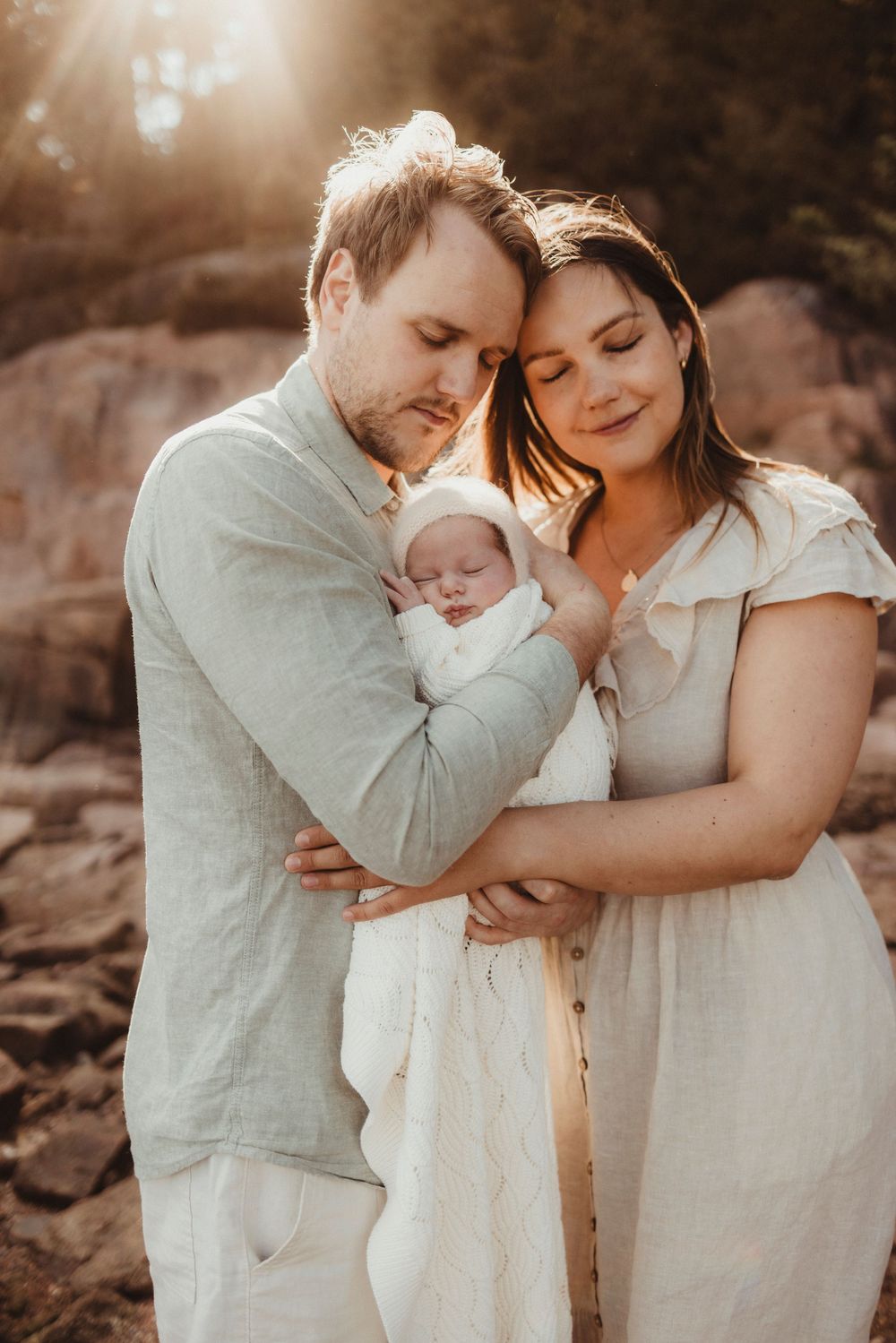 familiefotografering med nyfødt