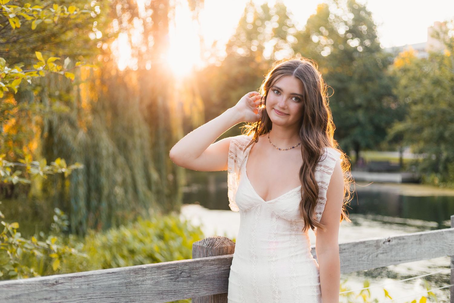 what to wear for senior pictures styling guide white ruffles dress pretty girly golden hour madison wisconsin epic verona professional photo