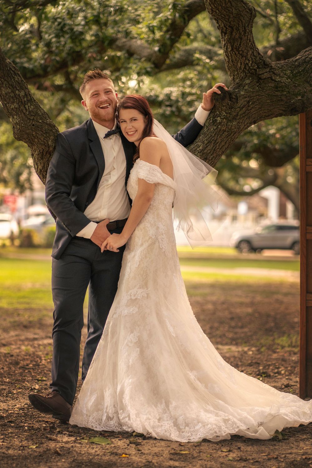 Downtown Pensacola couple photos