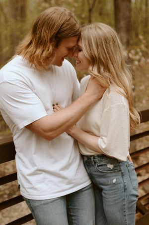 Minnesota Wedding Photographer, Romantic and Authentic Minnesota Photography, Minnesota Couple Photos | Rachel Marie Photography
